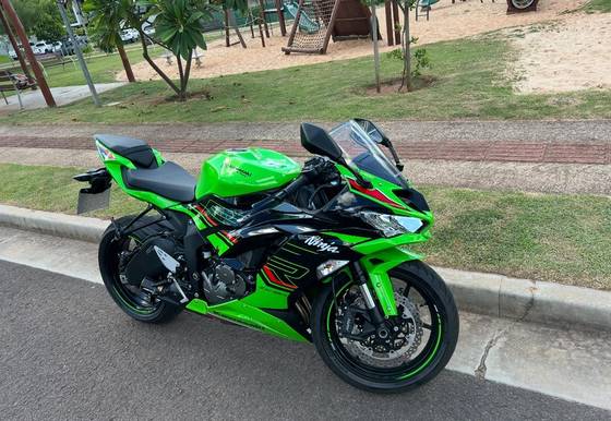 KAWASAKI NINJA ZX-6R 